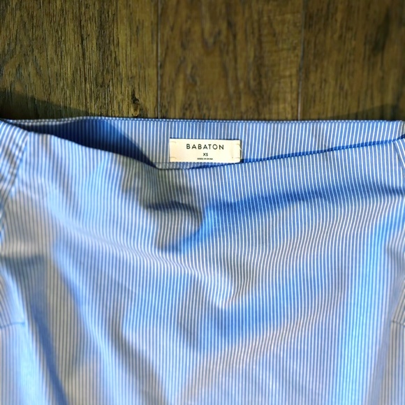 Aritzia Babaton Malik Off Shoulder Blouse XS - Picture 3 of 4